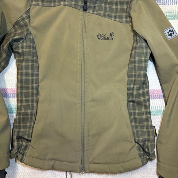 Jack Wolfskin Womens Small Green Winter Thick Sherpa Lined Fur Hood Jacket Parka - Picture 8 of 8